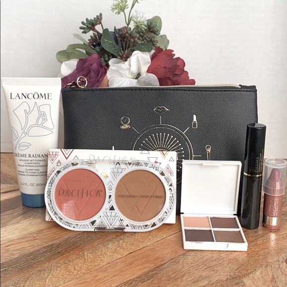 Clinique Other - ⭐️6 PIECE BEAUTY SET⭐️